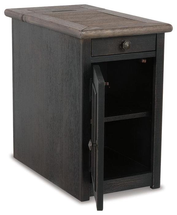 Tyler Creek - Chair Side End Table - Grayish Brown / Black