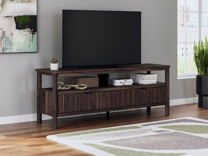 Cadmori - Extra Large TV Stand - Brown