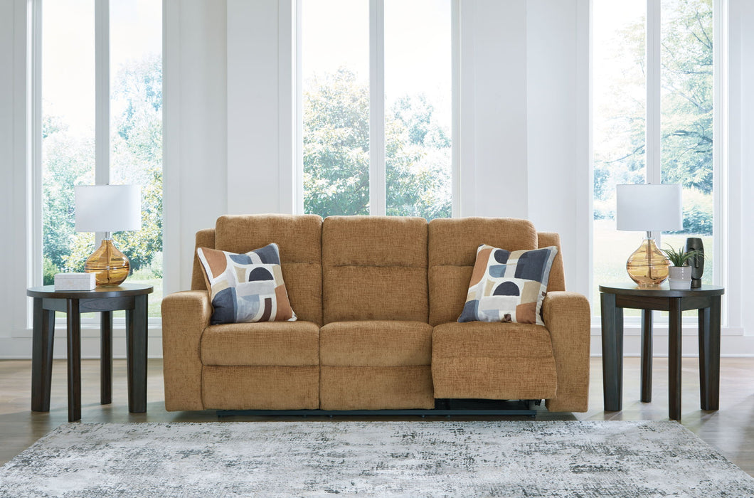 Kanlow - Reclining Sofa - Fabric - Honey