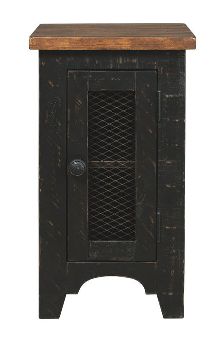 Valebeck - Chair Side End Table - Black / Brown