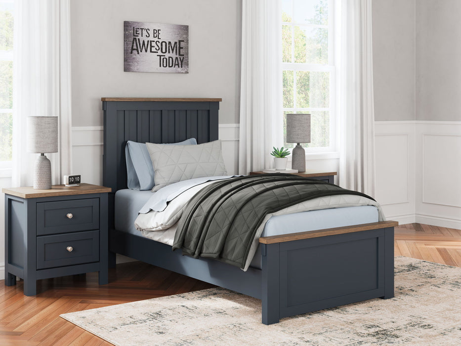 Landocken - Panel Bedroom Set