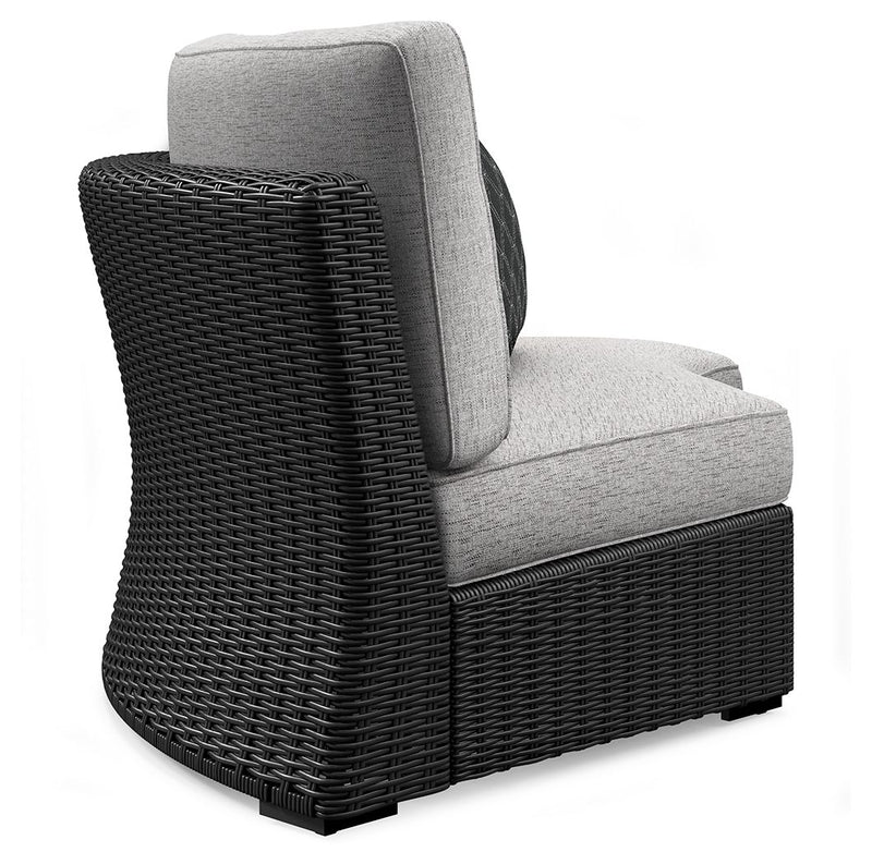 Beachcroft - Curved Corner Chair With Cushion - Black / Light Gray