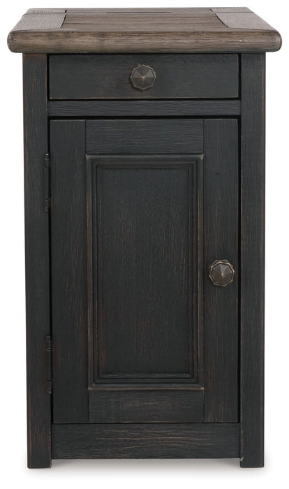 Tyler Creek - Chair Side End Table - Grayish Brown / Black