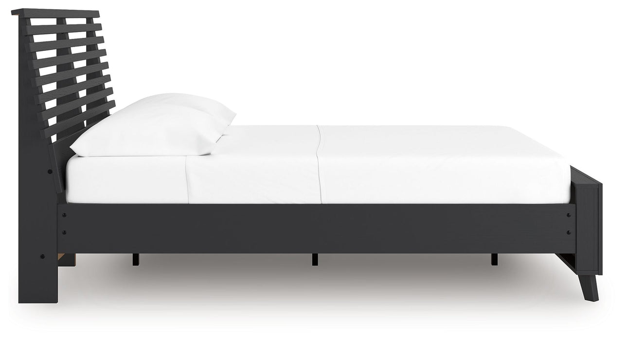 Danziar - Slat Panel Bed